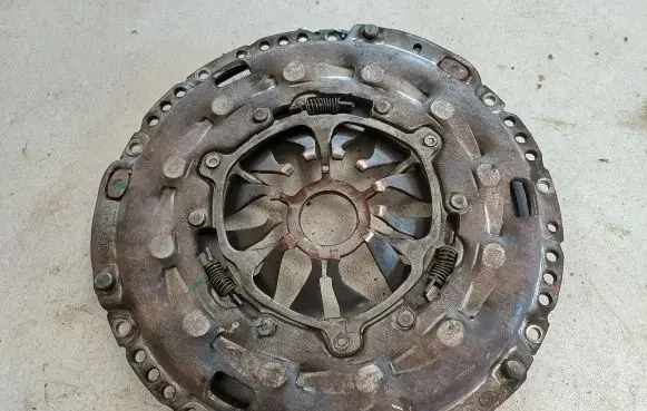 Volkswagen Touran I Pressure plate 