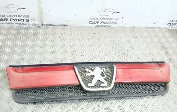 Peugeot Boxer Front bumper upper radiator grill