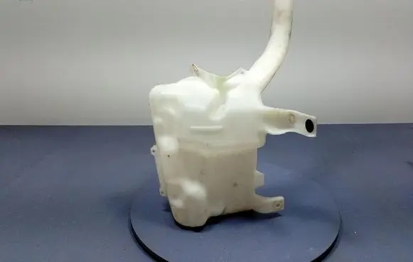 Ford Mondeo MK I Windshield washer fluid reservoir/tank DS7317B613AG