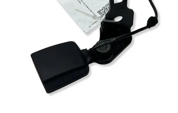 Opel Mokka B Rear seatbelt buckle 9851193080