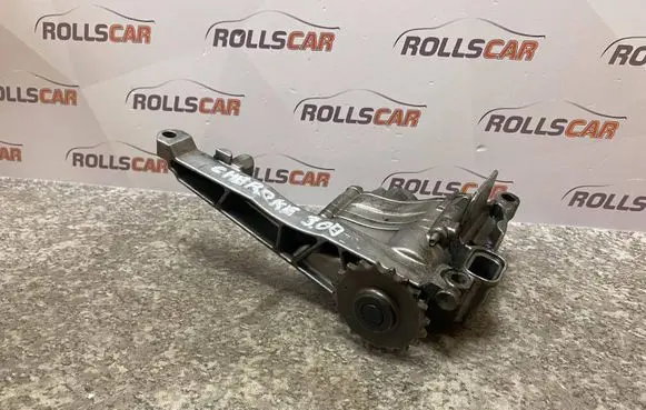 Jeep Grand Cherokee (WK) Oil pump A6421810547