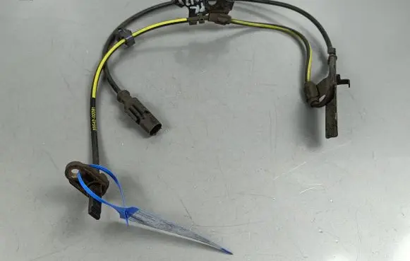 Toyota Verso ABS brake wheel speed sensor 8954202061