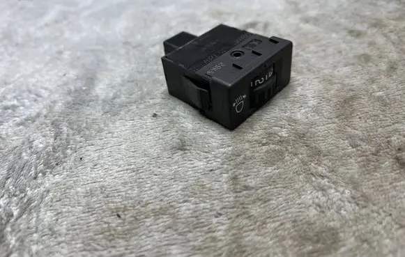 KIA Ceed Rear glass lock/latch C755 9636669277