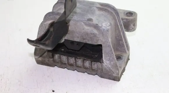 Volkswagen Caddy Engine mount bracket 1K0199262