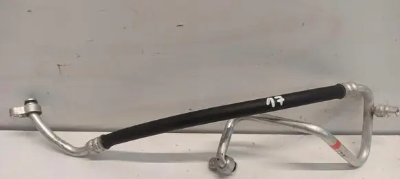Suzuki Swift III Air conditioning (A/C) pipe/hose