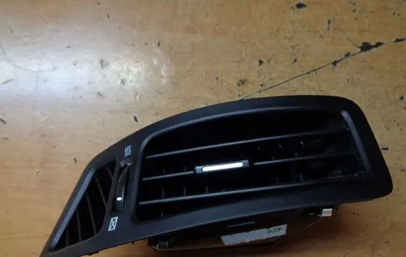 KIA Ceed Dashboard side air vent grill/cover trim 974801H000