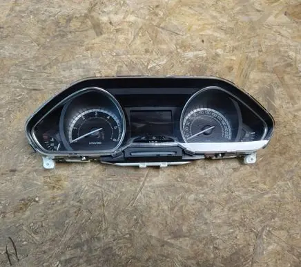 Peugeot 208 I Speedometer (instrument cluster) 9818282380