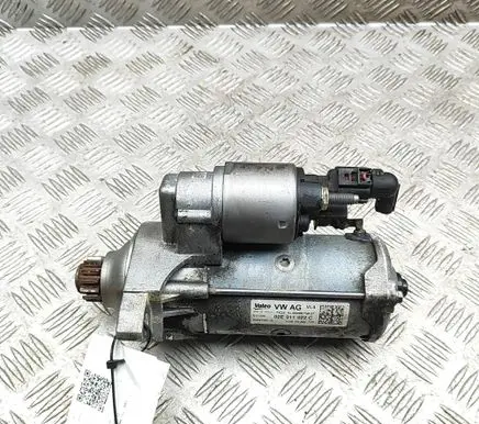 Volkswagen Golf VIII Starter motor 02E911022C