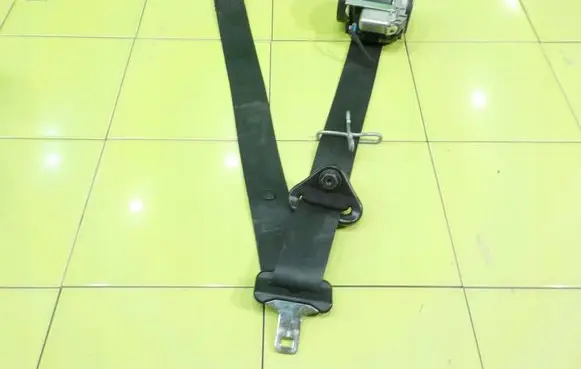 Renault Megane III Front seatbelt PRZOD BEZPIECZENSTWA