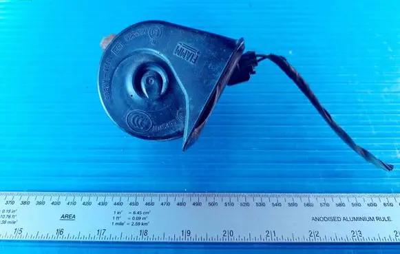 Chevrolet Cruze Horn signal 55306