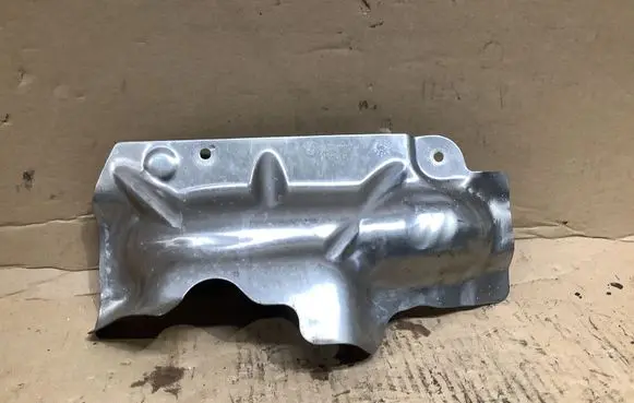 BMW M4 F82 F83 Heat shield in engine bay 7848040