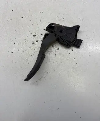 Opel Insignia A Accelerator throttle pedal 13237352 6PV00976500