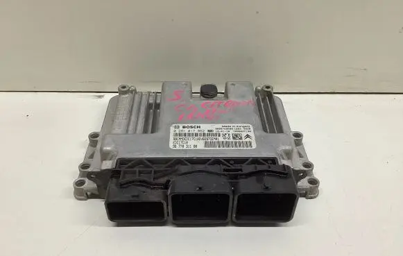 Citroen C4 II Engine control unit/module 0281017862