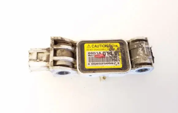 Mitsubishi Grandis Airbag deployment crash/impact sensor 8651A014