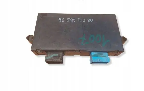 Peugeot 1007 Central body control module 9659970380