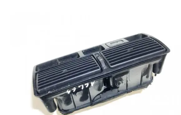 Volkswagen Golf IV Dash center air vent grill 1j0819728c