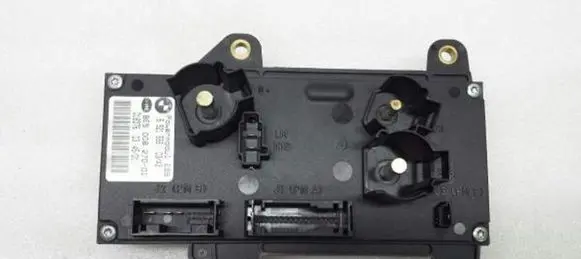 BMW 7 E65 E66 Power management control unit 6921566