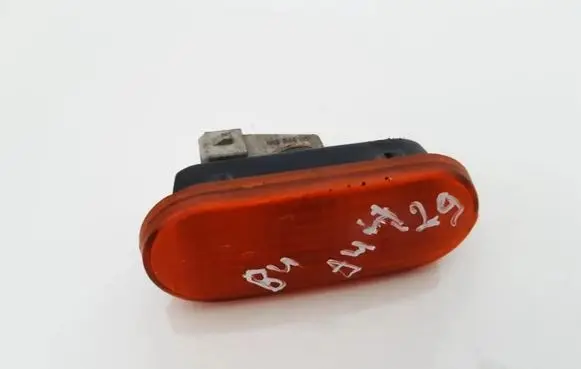 Volkswagen PASSAT B4 Front fender indicator light 3a0949117a