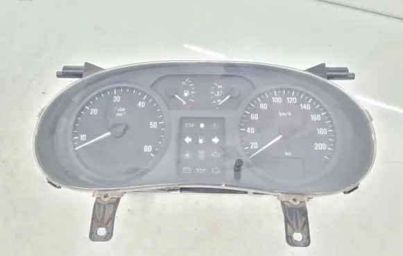 Opel Vivaro Speedometer (instrument cluster) P8200279068 21675465 8200279068