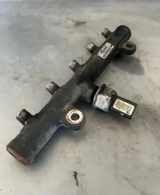 Ford Mondeo MK IV Fuel main line pipe 9681649580 4084278682