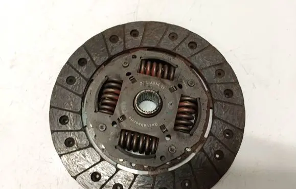 Skoda Fabia Mk2 (5J) Clutch pressure plate 322031411