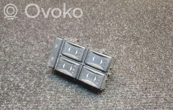Ford Mondeo Mk III Electric window control switch 03163451 1S7T14A132BD