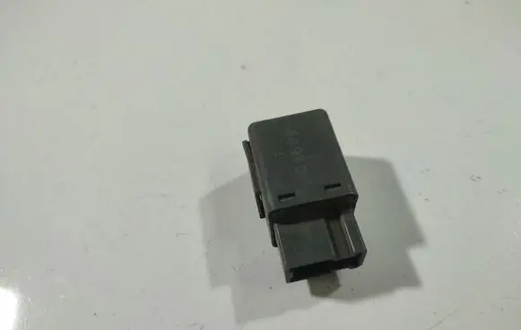 Nissan Pathfinder R51 Other relay 24330C9900
