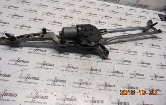 Mercedes-Benz E W212 Front wiper linkage and motor 1397220666