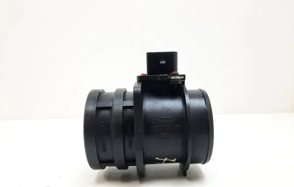 Audi A6 S6 C6 4F Mass air flow meter 06F906461A 06D906461
