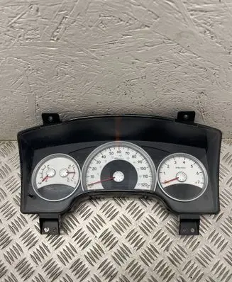 Dodge Durango II Speedometer (instrument cluster) P56049091AL T2JQ114149VTHL 96978870