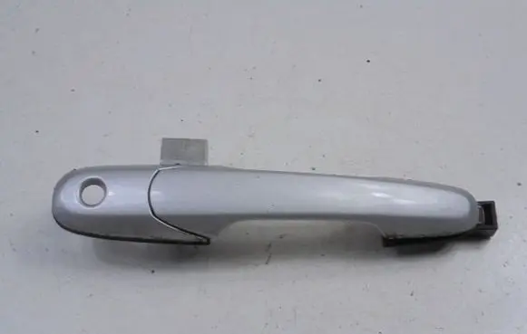 Suzuki Liana Front door exterior handle 