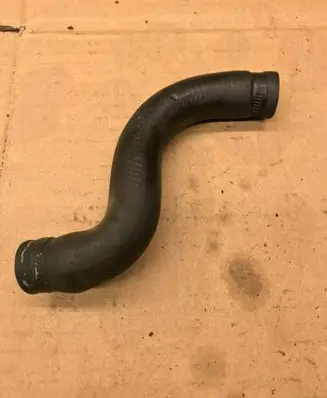 Volkswagen Golf II Engine coolant pipe/hose 191819373G