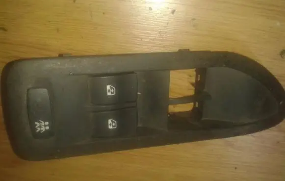 Renault Laguna II Electric window control switch