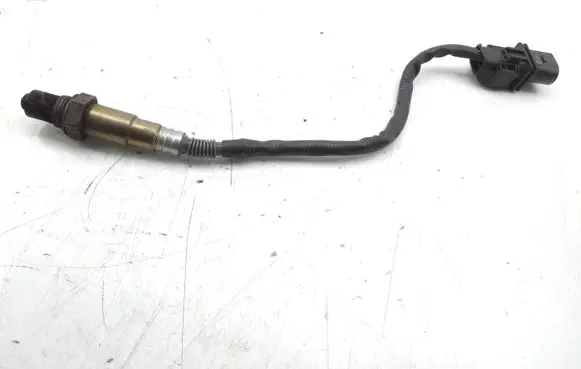 BMW 5 F10 F11 Lambda probe sensor 779160002 0281004018