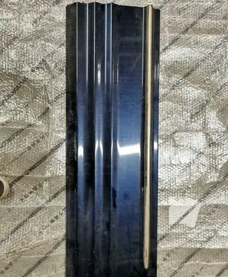 Chrysler Grand Voyager IV Front door trim (molding)