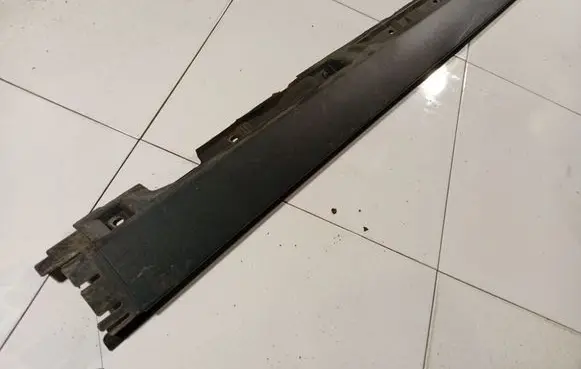Volvo S40 Sill 30678779