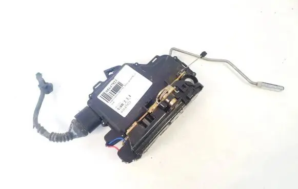 Skoda Superb B5 (3U) Front door lock