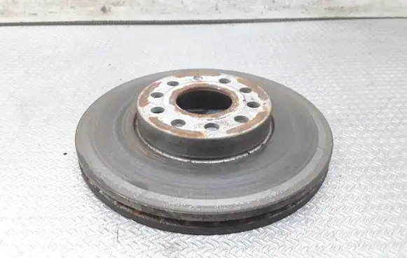 Volkswagen Touran I Front brake disc