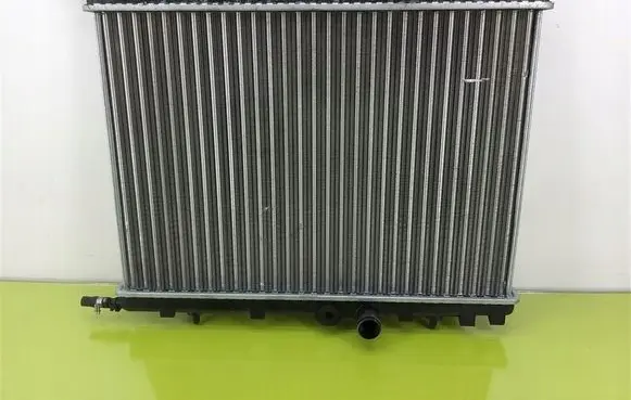 Citroen Xsara Picasso Coolant radiator AJ0096