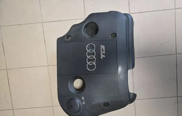 Audi A4 S4 B6 8E 8H Engine cover (trim) 038103925AP 013222