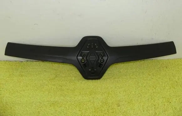 Renault Trafic III (X82) Front bumper upper radiator grill 628959190R