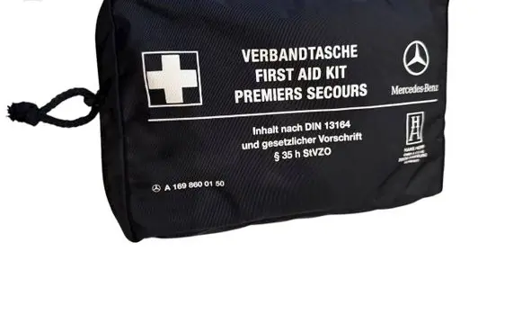 Mercedes-Benz C W204 First aid kit A1698600155 1698600155