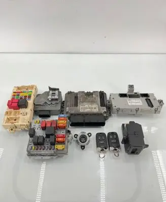 Alfa Romeo 159 Engine ECU kit and lock set 501890170011 50510080