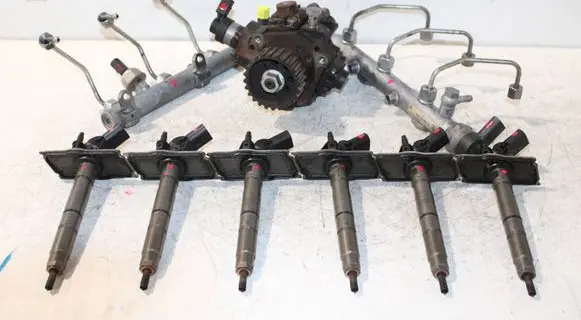 Audi A5 8T 8F Fuel injection system set 059130755S 0445010154 059130090AJ