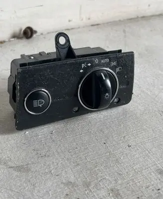 Mercedes-Benz E W211 Light switch 04056085 2115450404