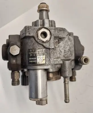 Opel Meriva A Fuel injection high pressure pump 8973138622 01G04152 HU2940000071