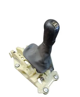 Volvo V50 Gear shifter/selector 30759090