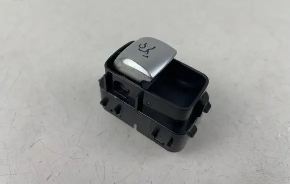 Mercedes-Benz E W213 Tailgate opening switch A2229051604