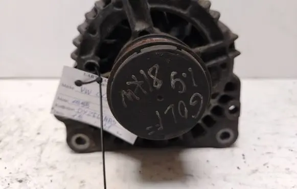 Volkswagen Golf IV Generator/alternator 038903023L 0124325001
