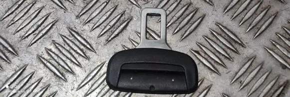 Porsche Macan (95B) Seat belt trim 95B907049